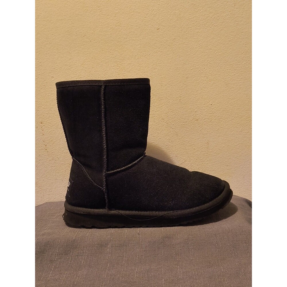Ugg Australia Womens 8 Black Classic Tall Sheepskin Boots Slightly Used